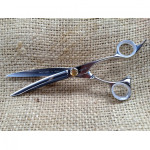 Yoshi brand 6.5" scissor made in Japan.